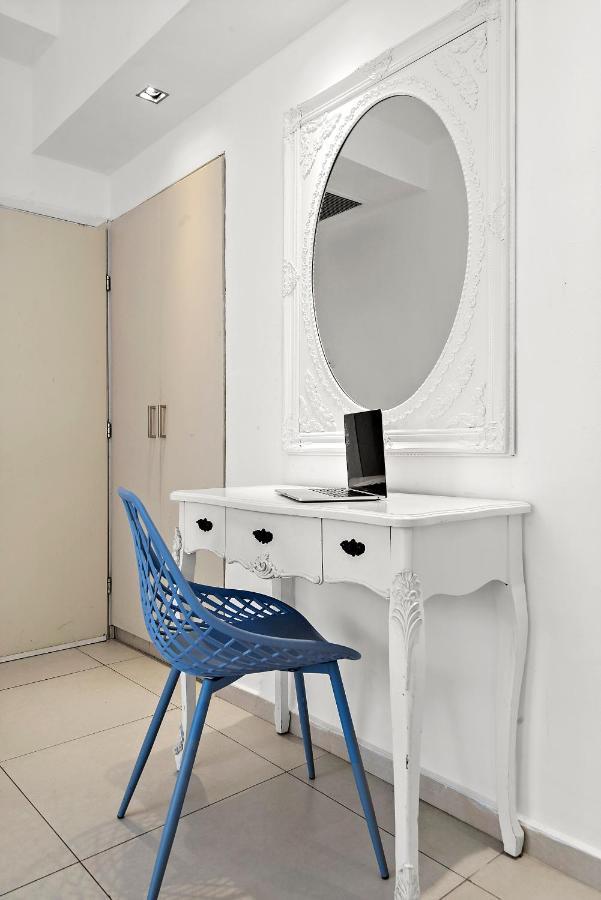 Glorious Renovated Apartment On Top Of The Beach Tel Aviv Exteriér fotografie